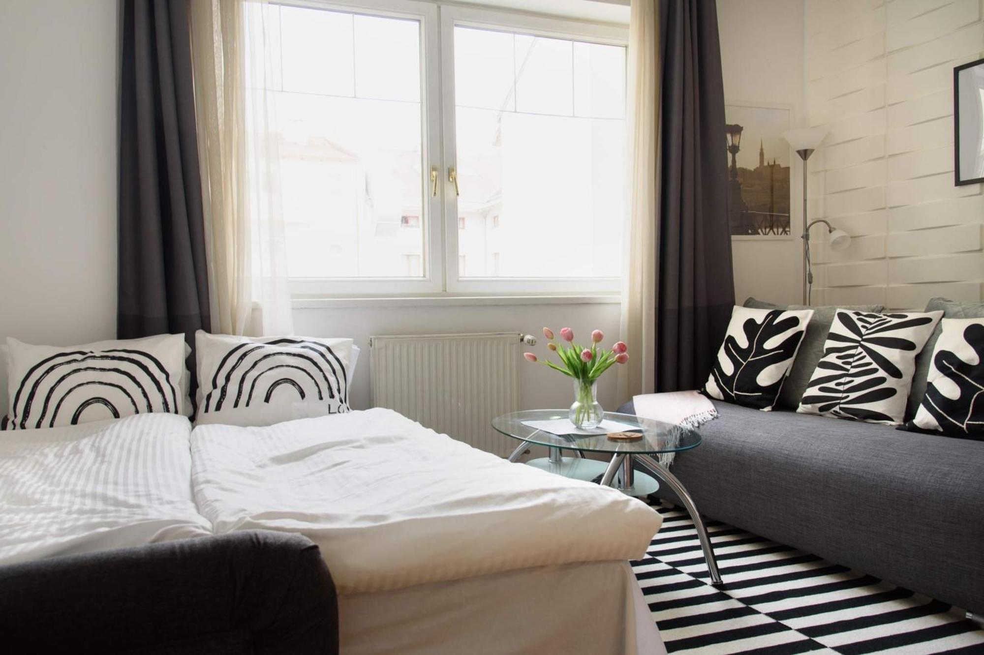 Peony Kaldy Apartman Free Garage Under The House Budapest Luaran gambar